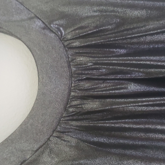 Silvery grey dressy top - Picture 3 of 5